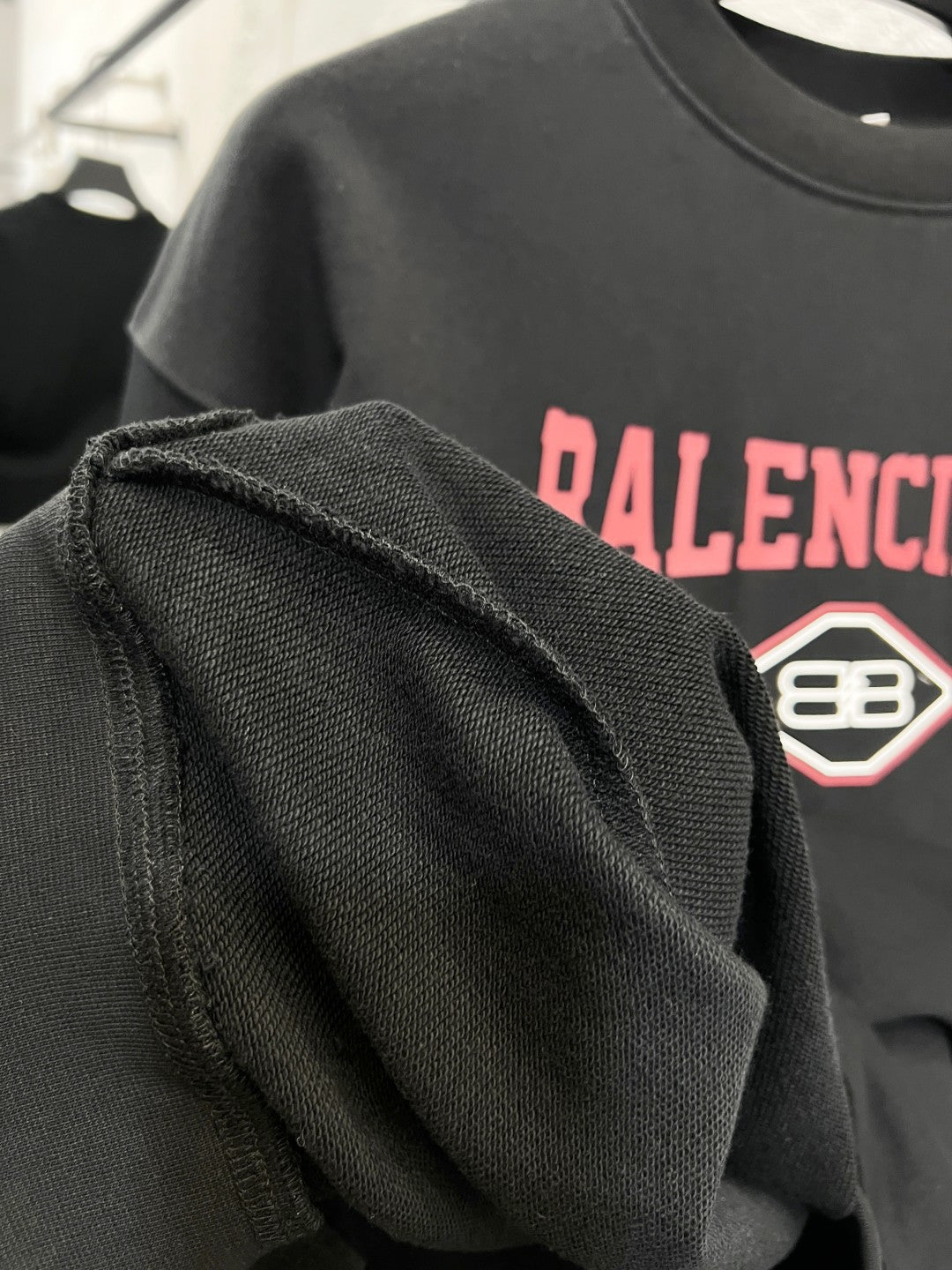 Classic Fit Hoodie-1053