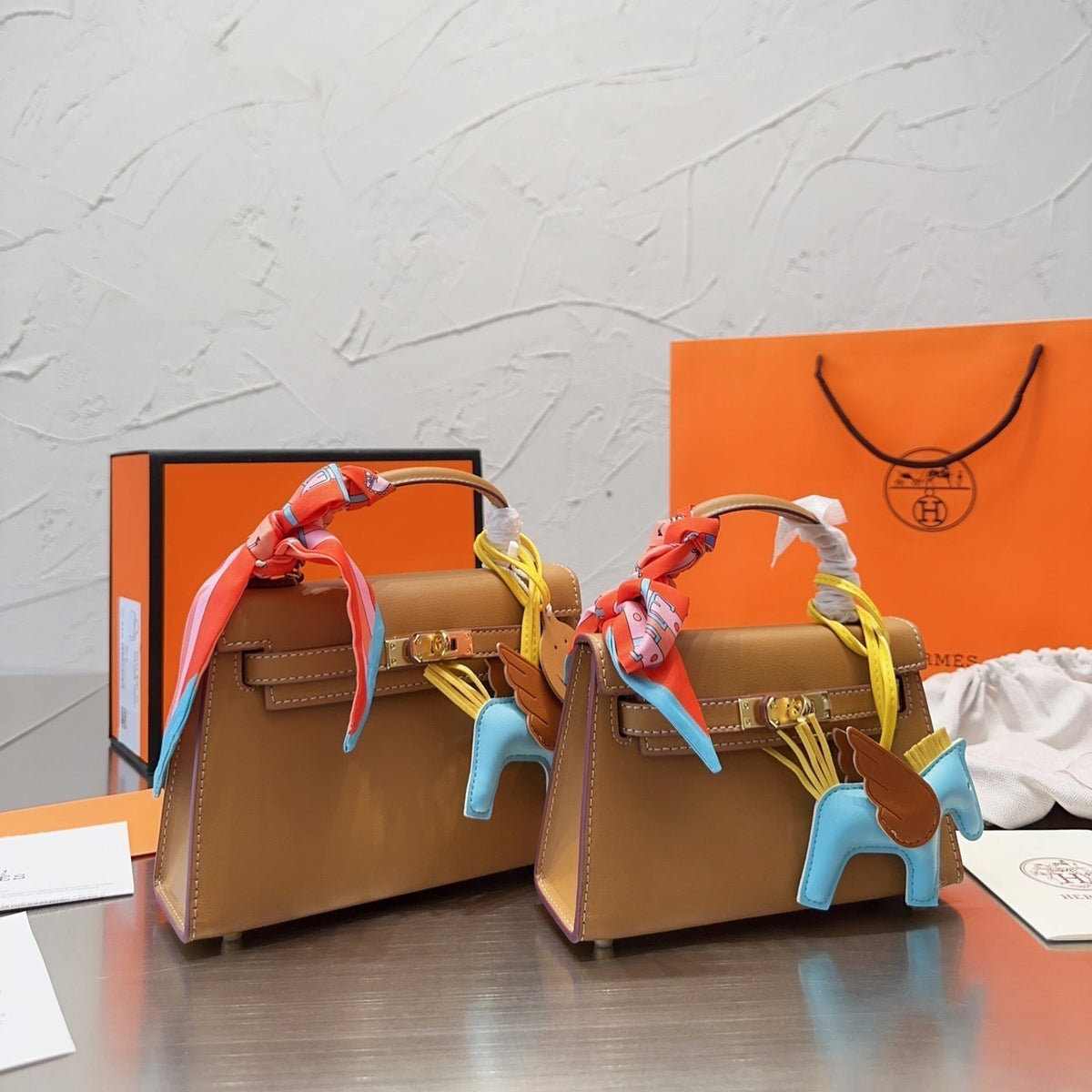 Exquisite leather bags-646