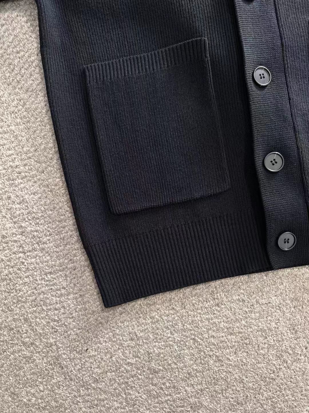 Classic Fashion Sweater-106