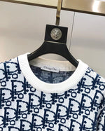 Classic Fashion Sweater-120