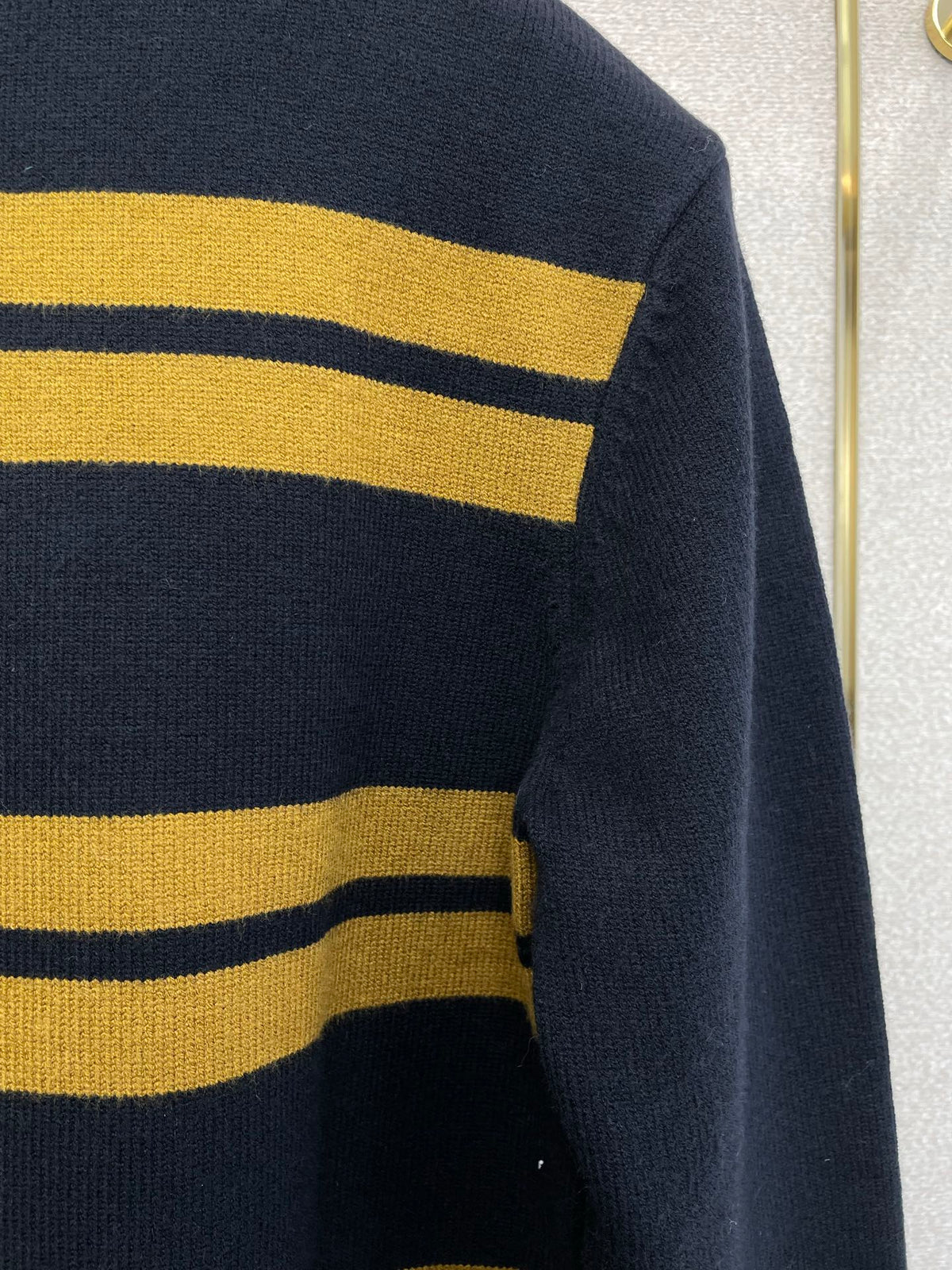 Classic Fashion Sweater-124