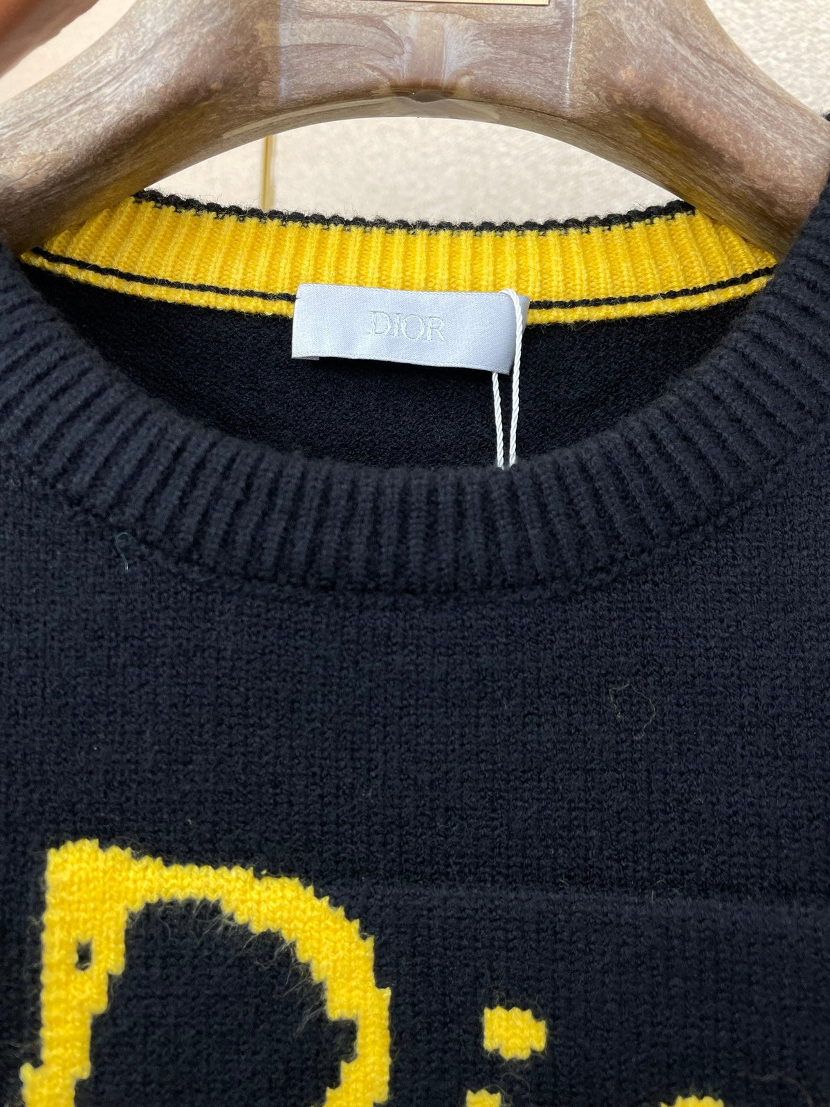 Classic Fashion Sweater-125