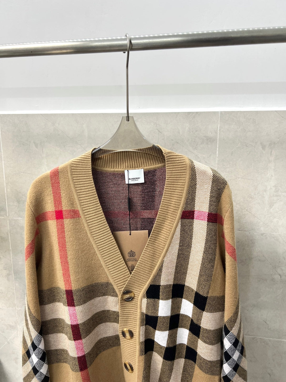 Classic Fashion Sweater-128