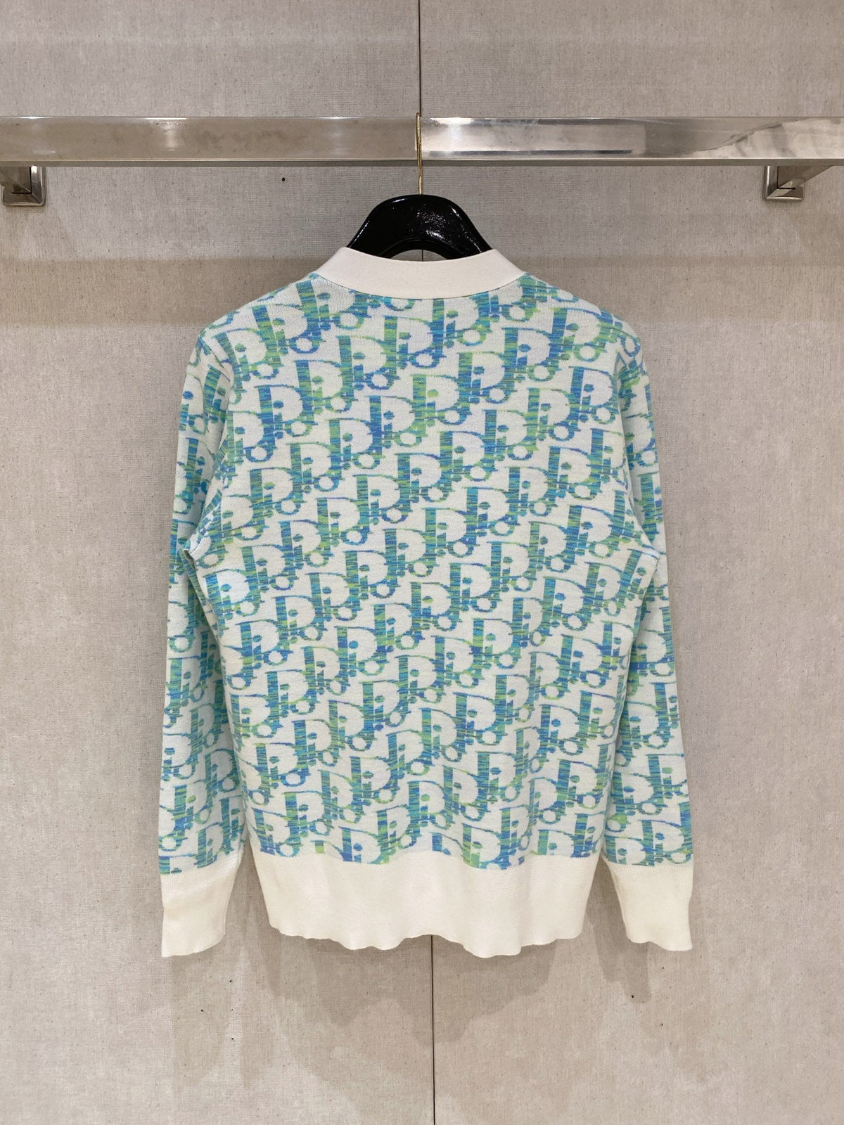 Classic Fashion Sweater-133