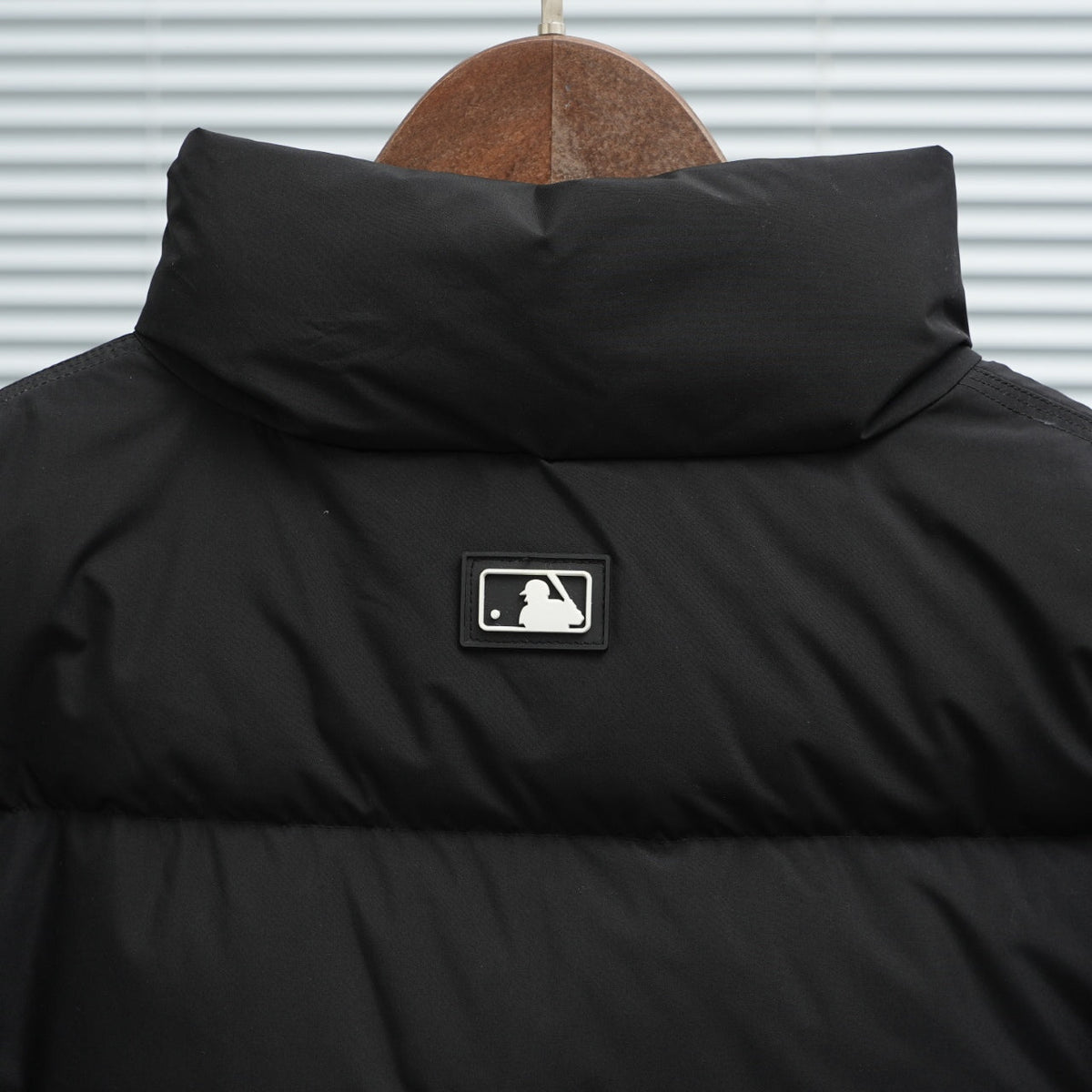 Ultra-Light Winter Puffer –25