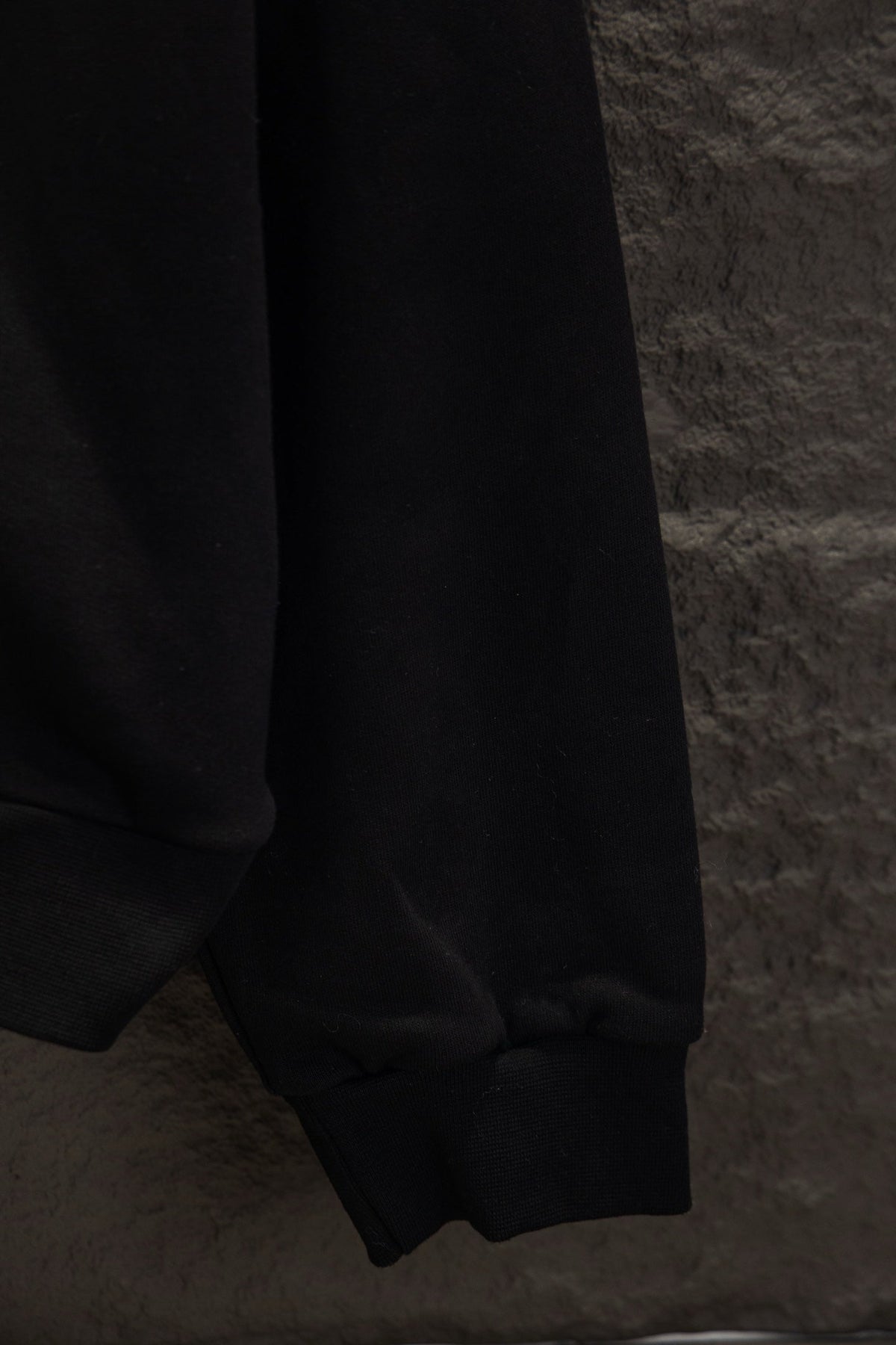 Classic Fit Hoodie-1009