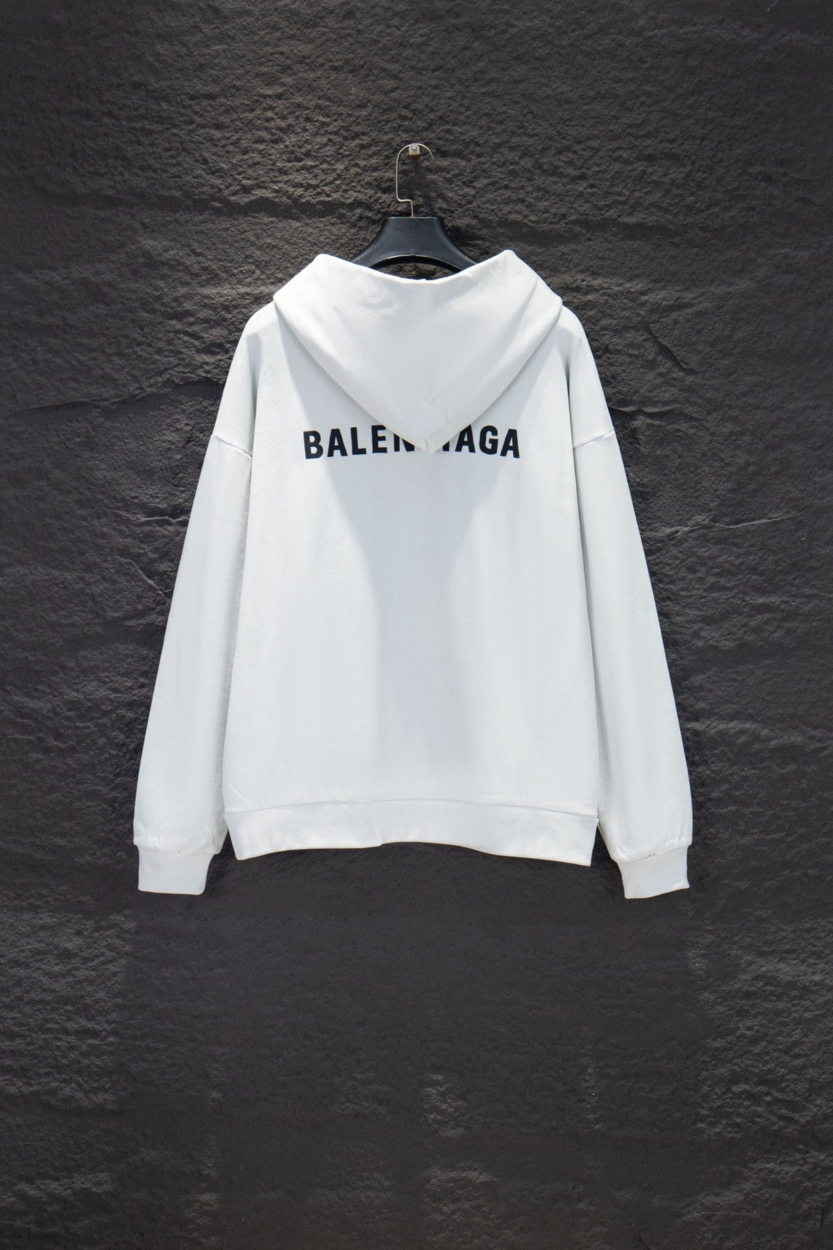 Classic Fit Hoodie-1013