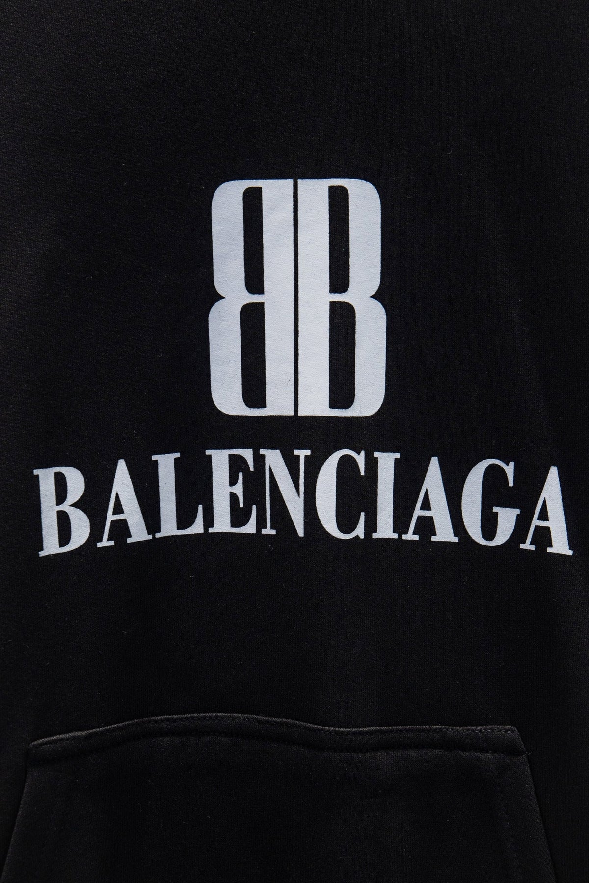 Classic Fit Hoodie-1017