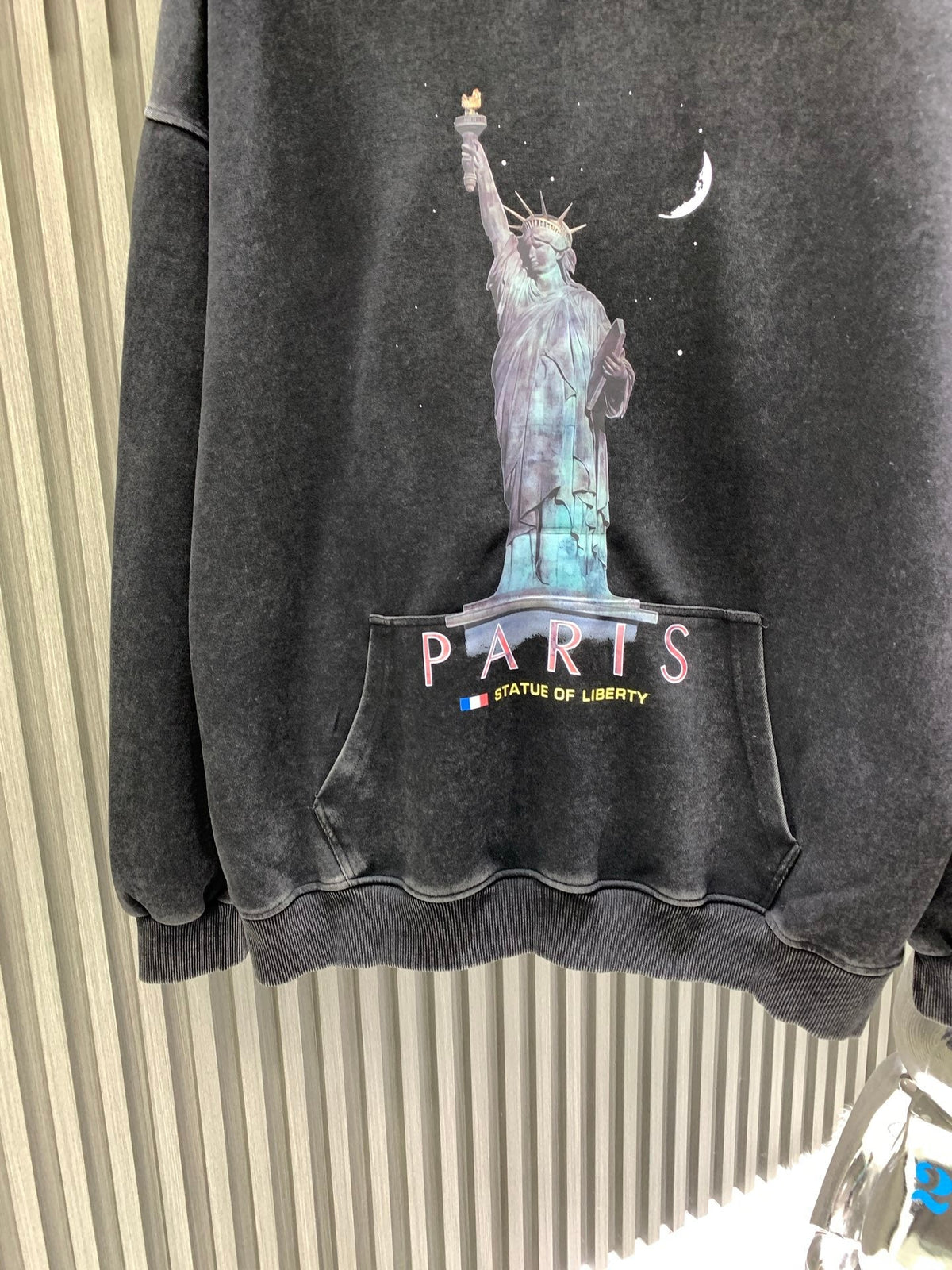 Classic Fit Hoodie-1019