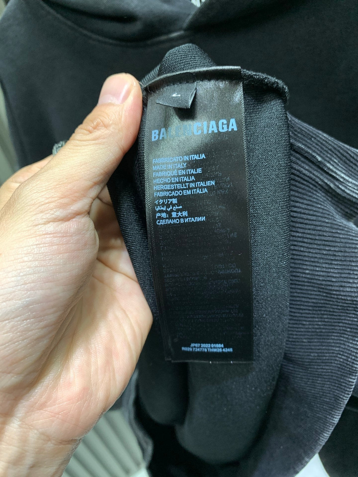 Classic Fit Hoodie-1019