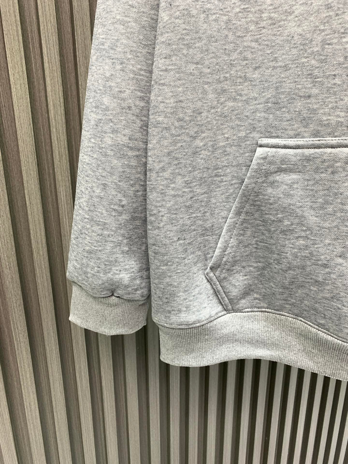 Classic Fit Hoodie-1025