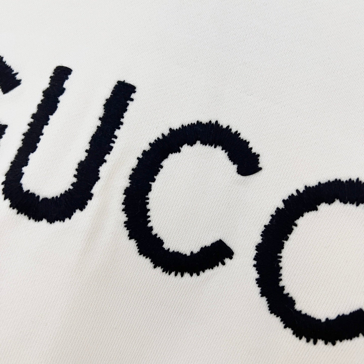 Classic Fit Hoodie-1028