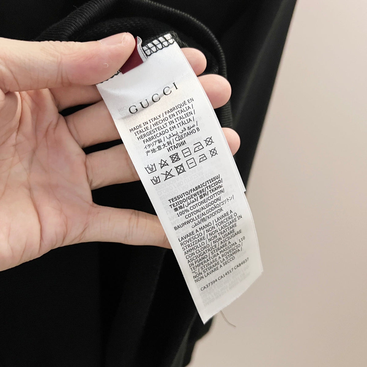 Classic Fit Hoodie-1027