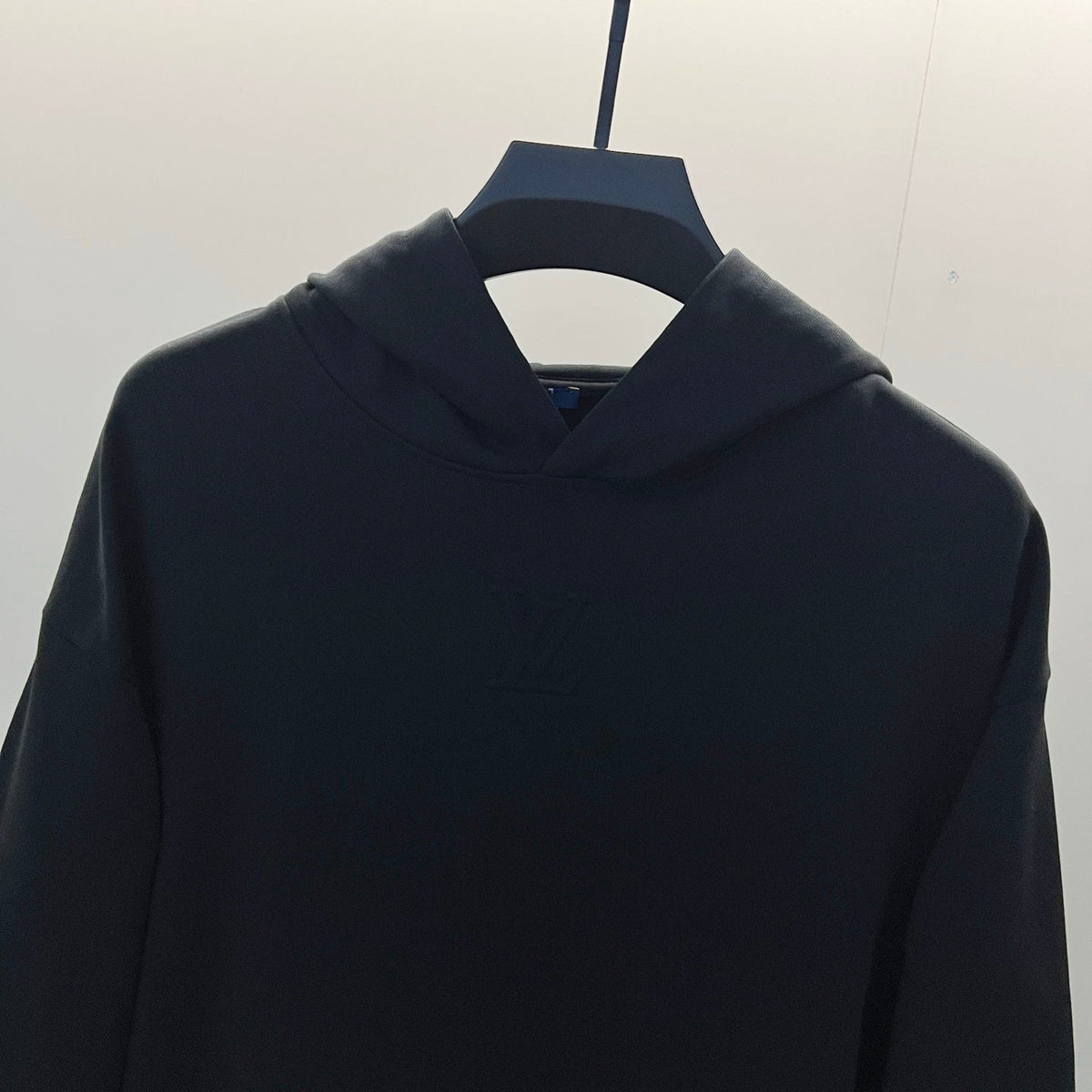 Classic Fit Hoodie-1038