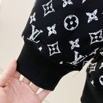 Classic Fit Hoodie-1040