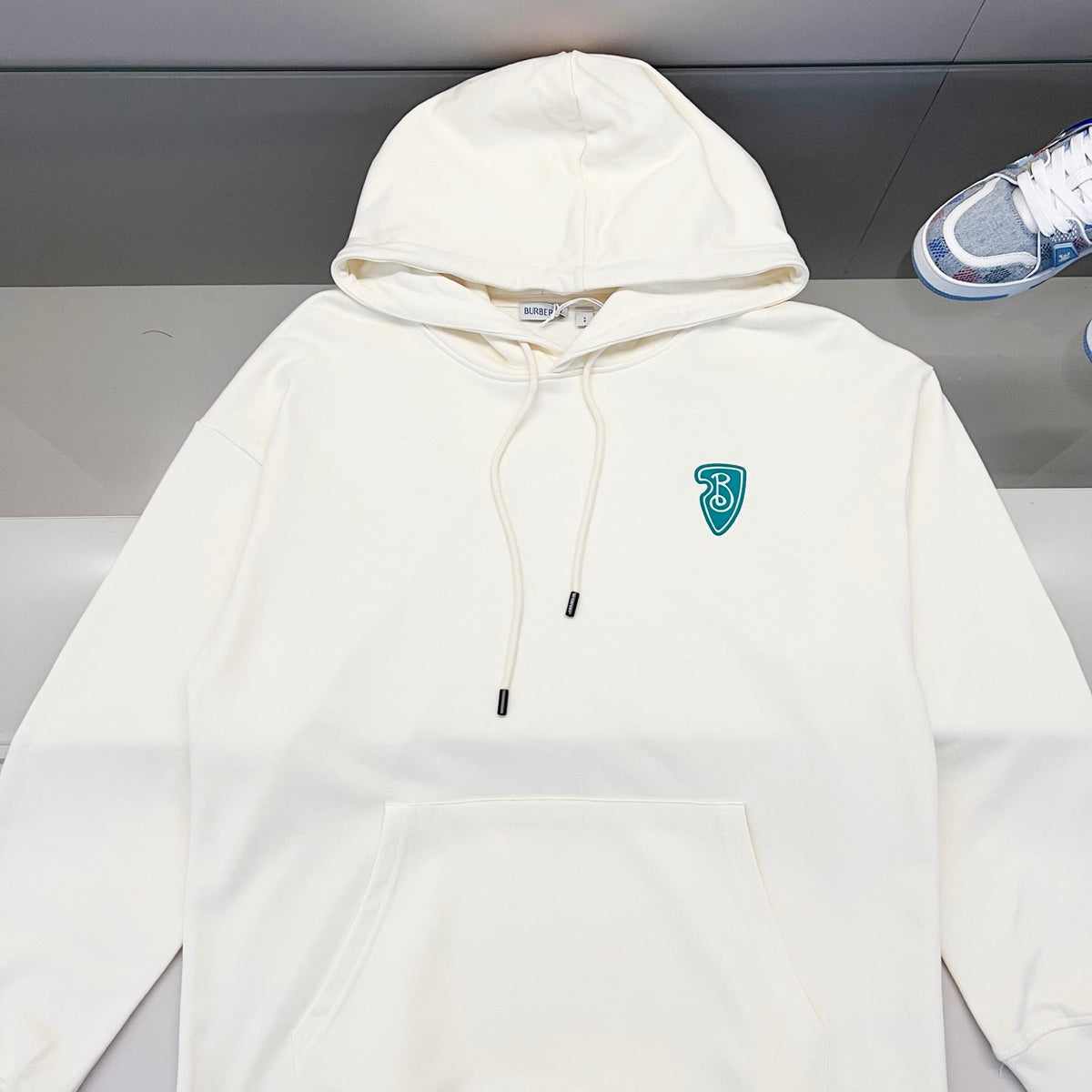 Classic Fit Hoodie-1047