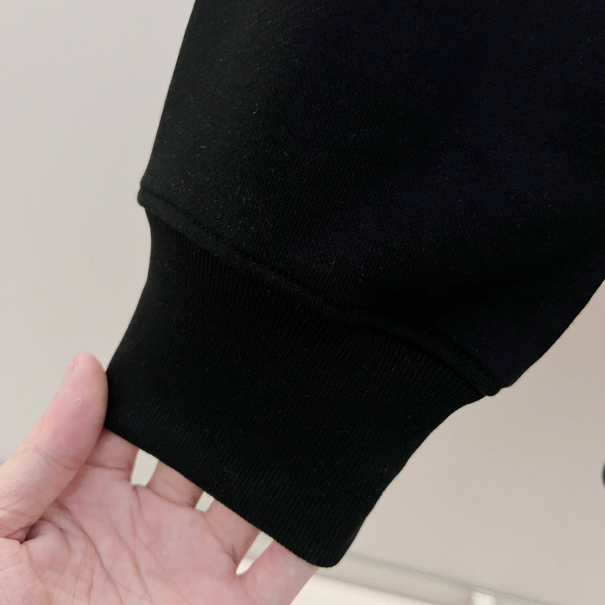 Classic Fit Hoodie-1052