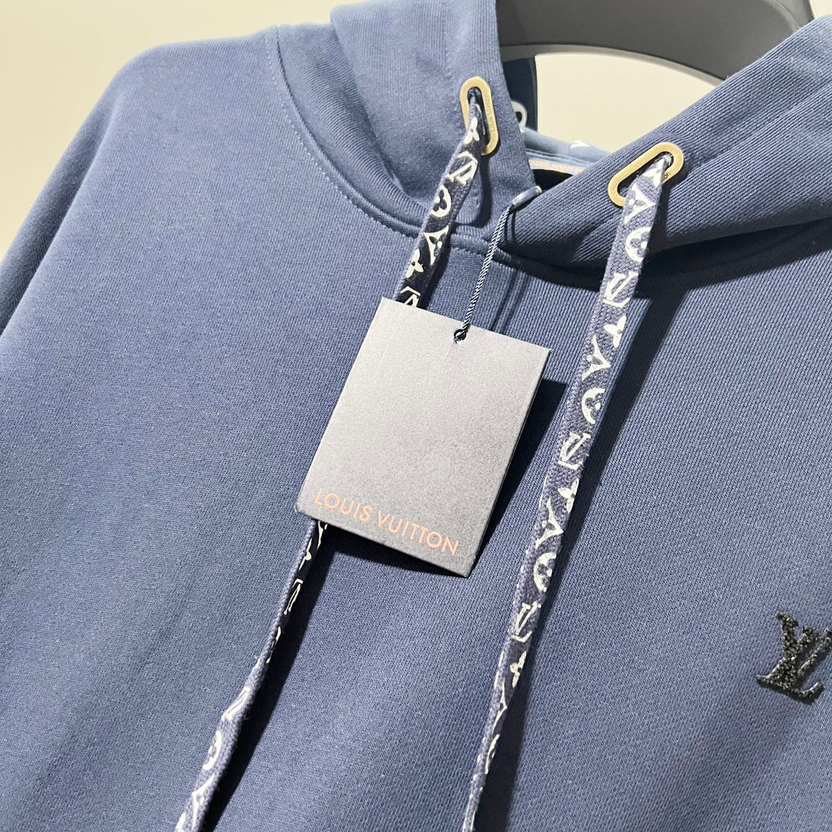 Classic Fit Hoodie-1061