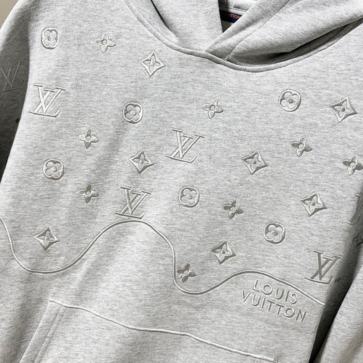 Classic Fit Hoodie-1068