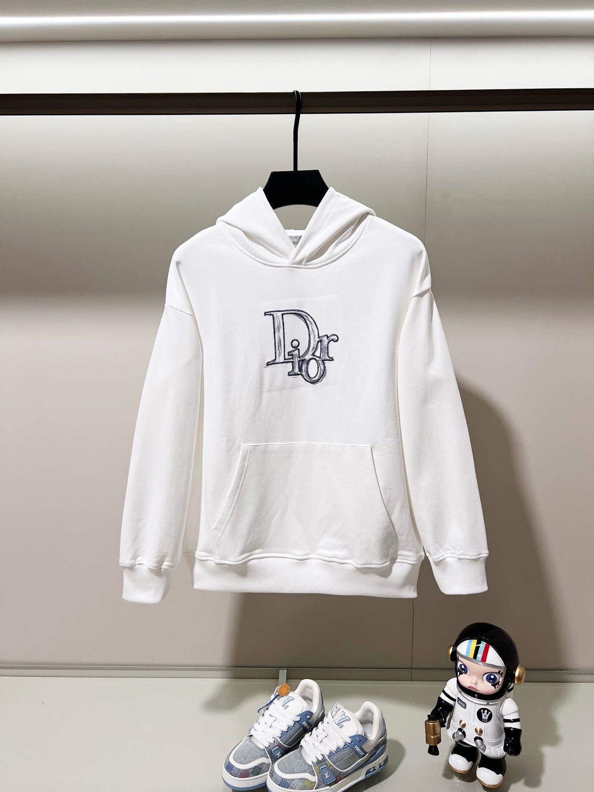 Classic Fit Hoodie-1073