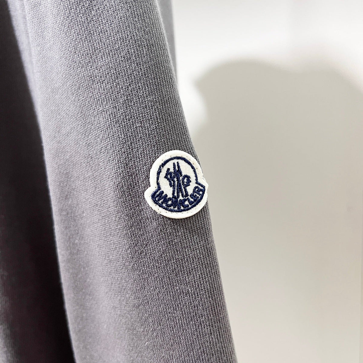 Classic Fit Hoodie-1074