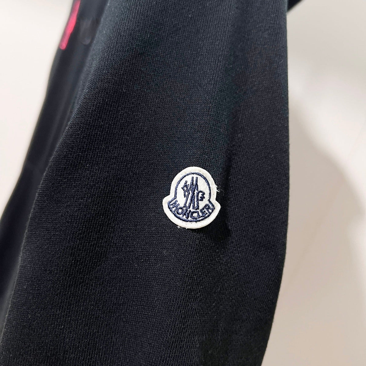 Classic Fit Hoodie-1076