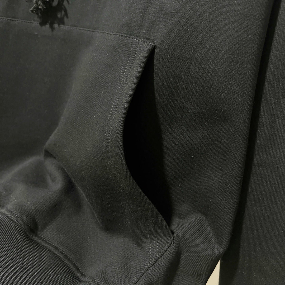 Classic Fit Hoodie-1081