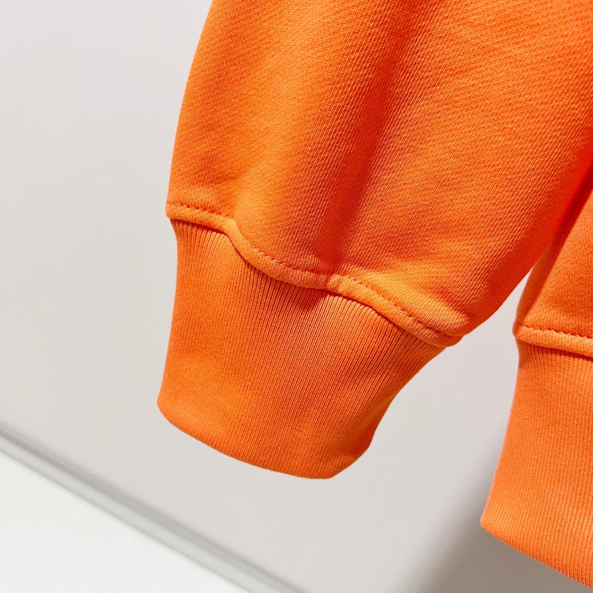 Classic Fit Hoodie-1083