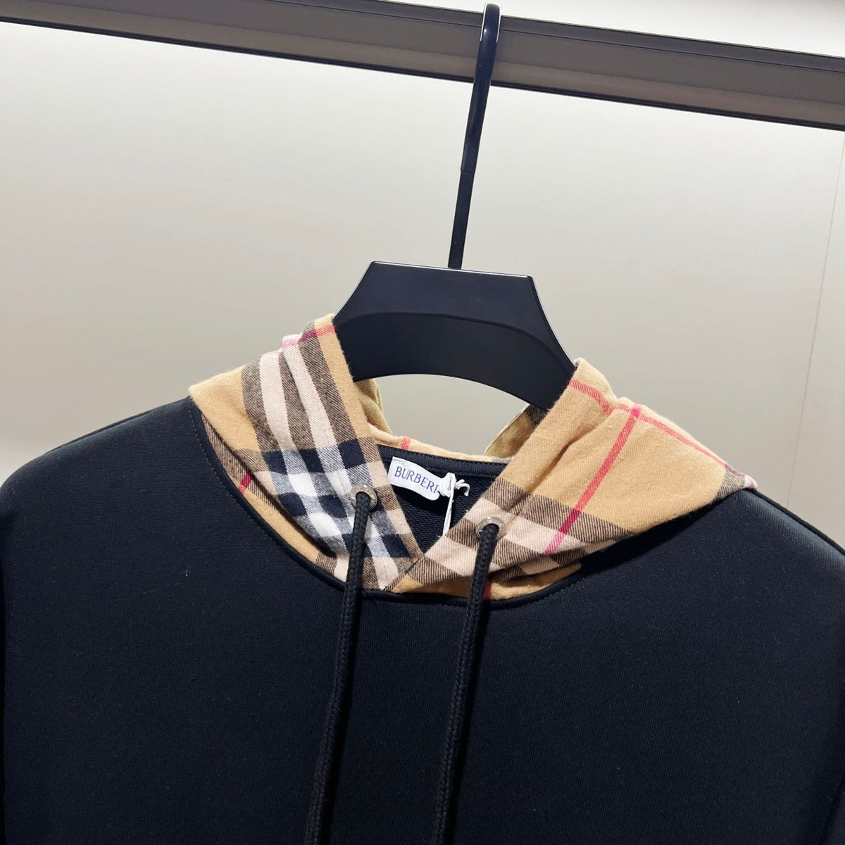 Classic Fit Hoodie-1098