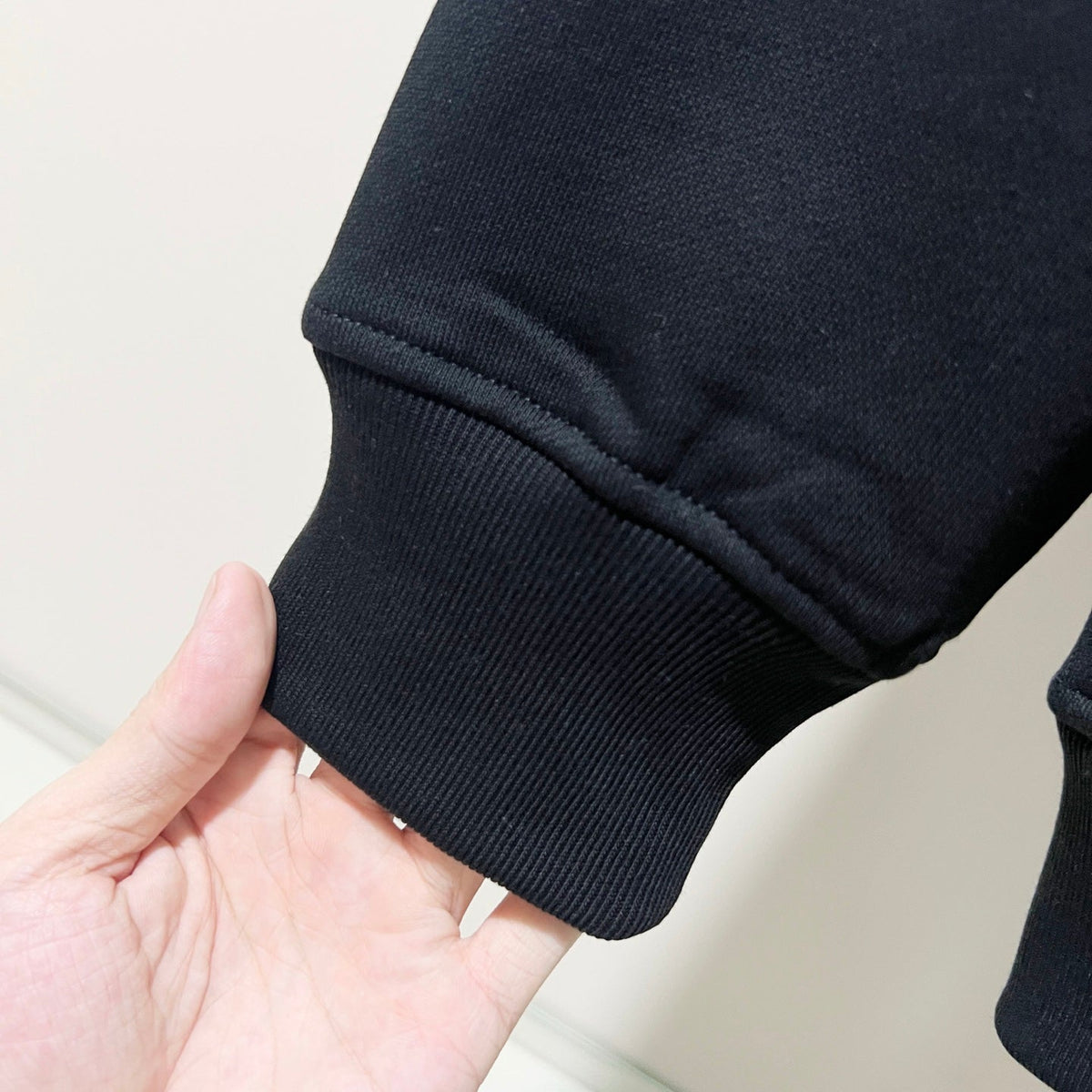 Classic Fit Hoodie-1101