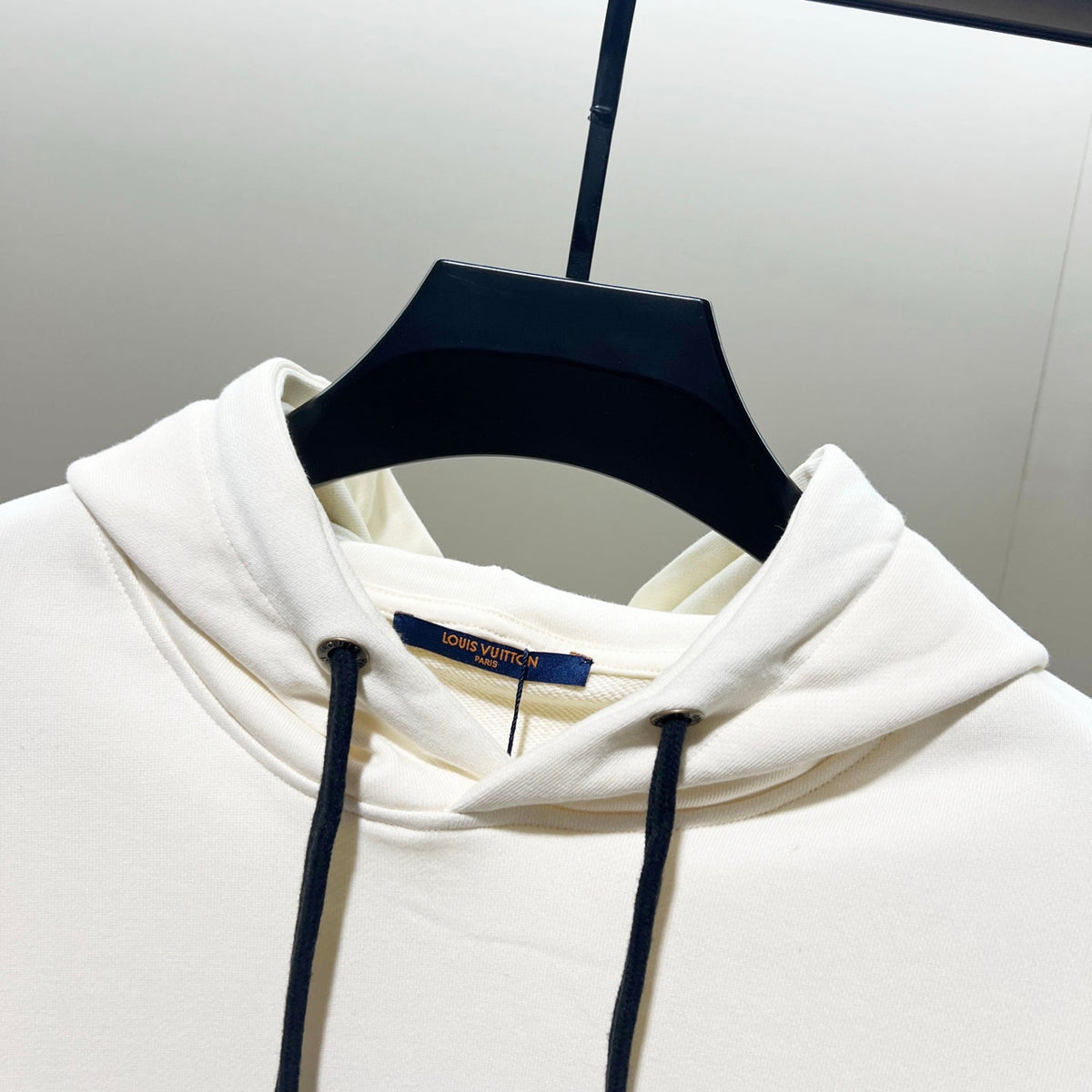 Classic Fit Hoodie-1102