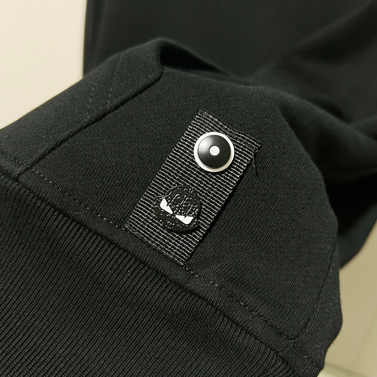 Classic Fit Hoodie-1103