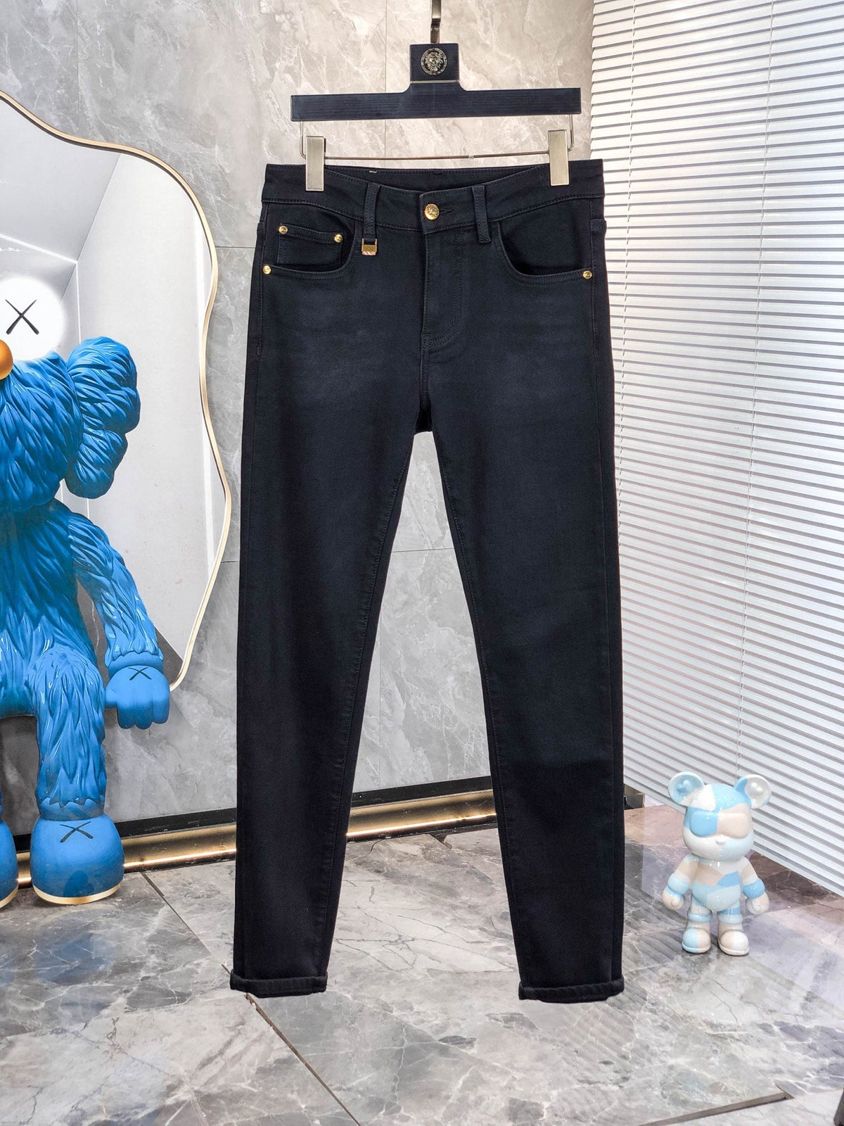 Premium Comfort Denim Jeans-40