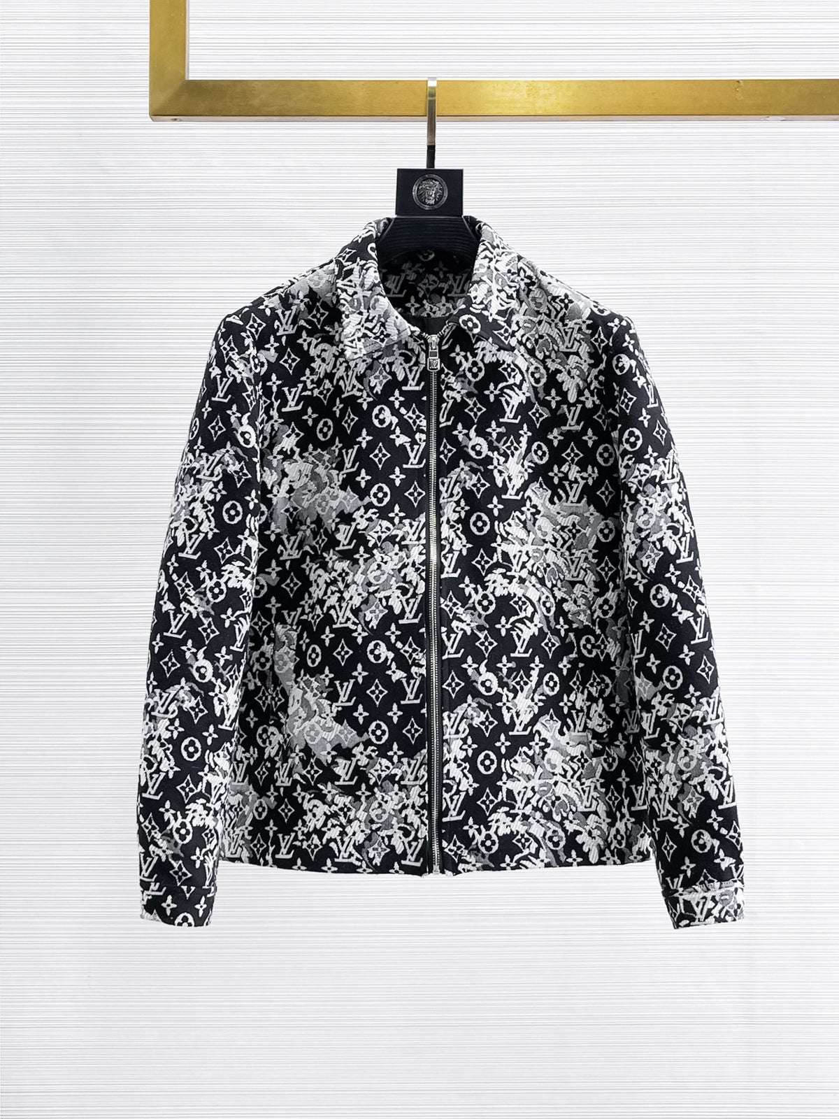 Premium Heavy-Duty Denim Jacket | Durable, Stylish & Built to Last-7