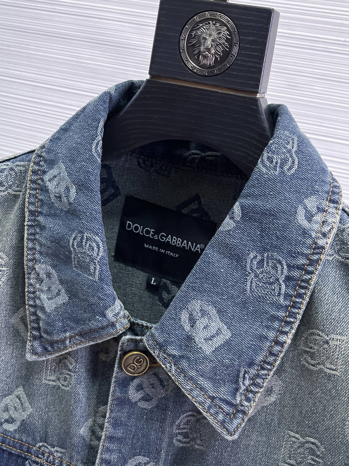 Premium Heavy-Duty Denim Jacket | Durable, Stylish & Built to Last-36
