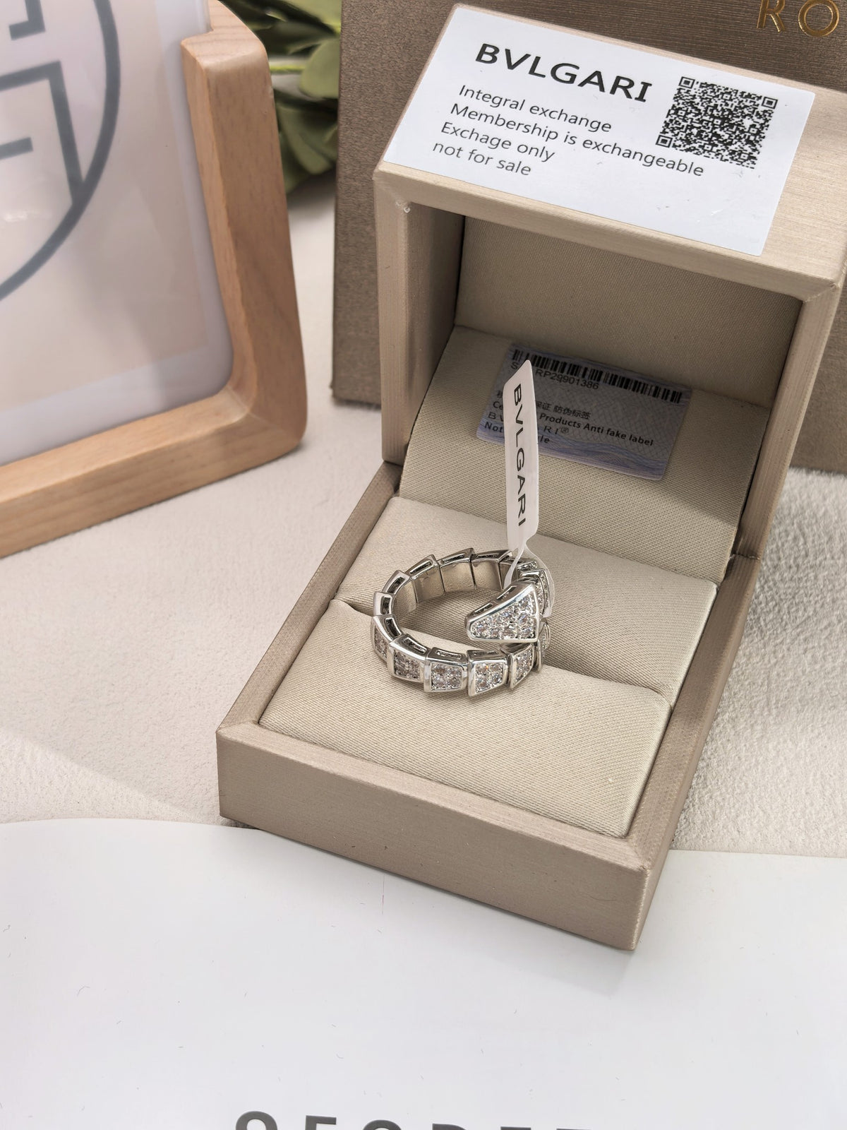 Minimalist Classic Ring-19