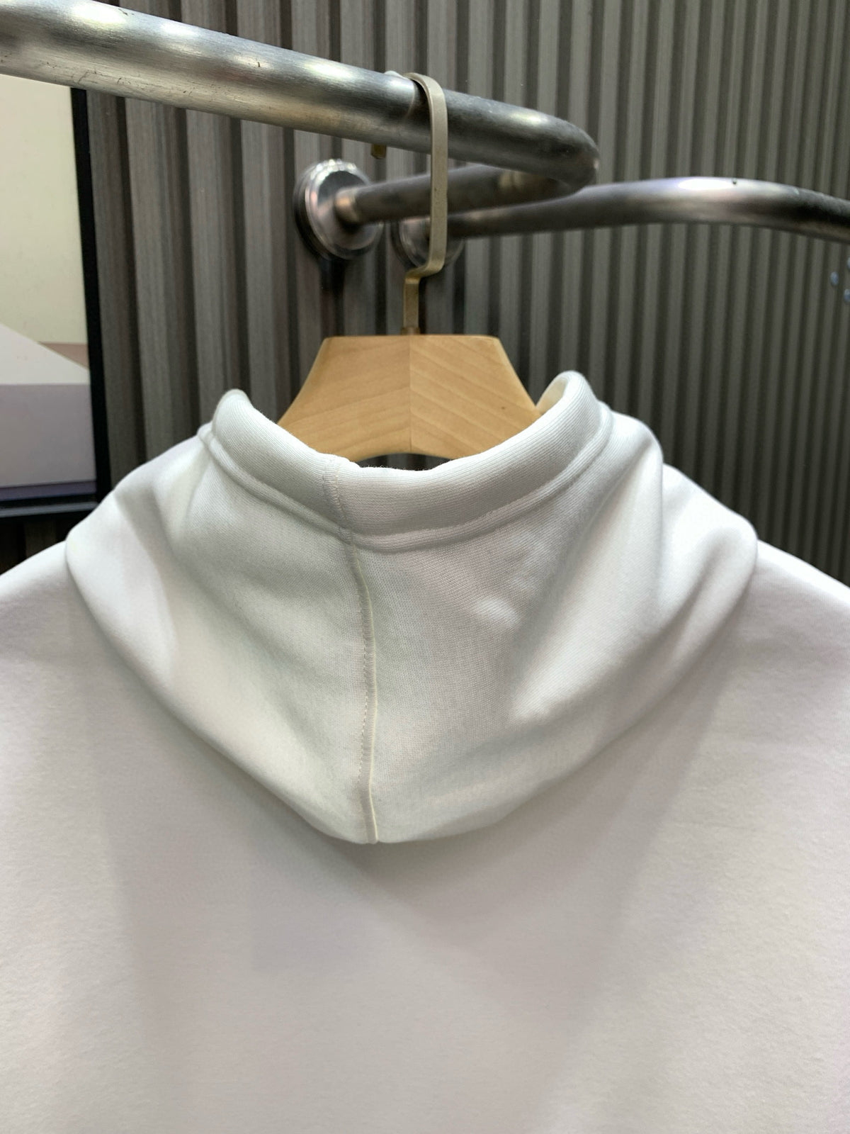 Classic Fit Hoodie-1003