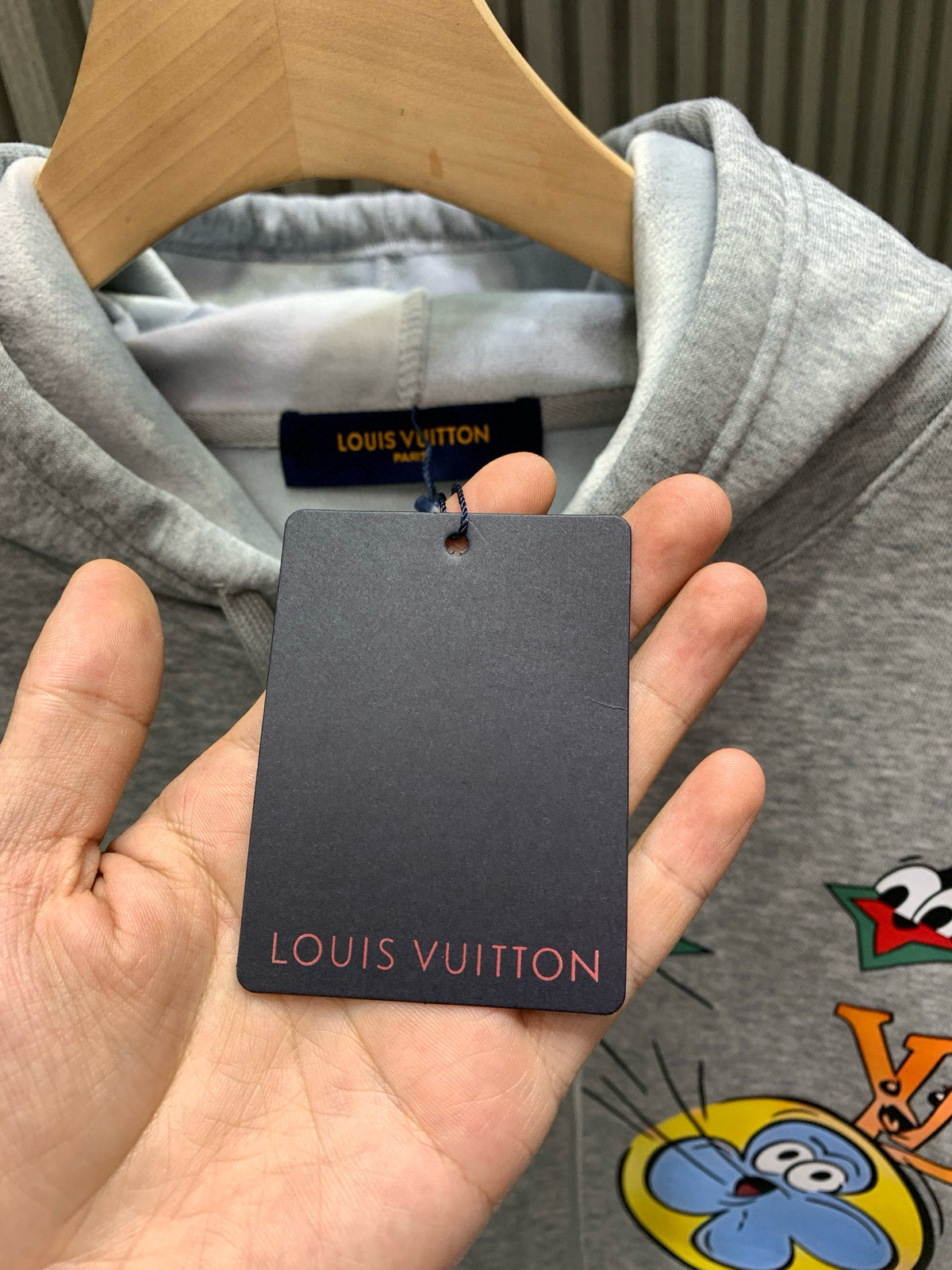 Classic Fit Hoodie-1007