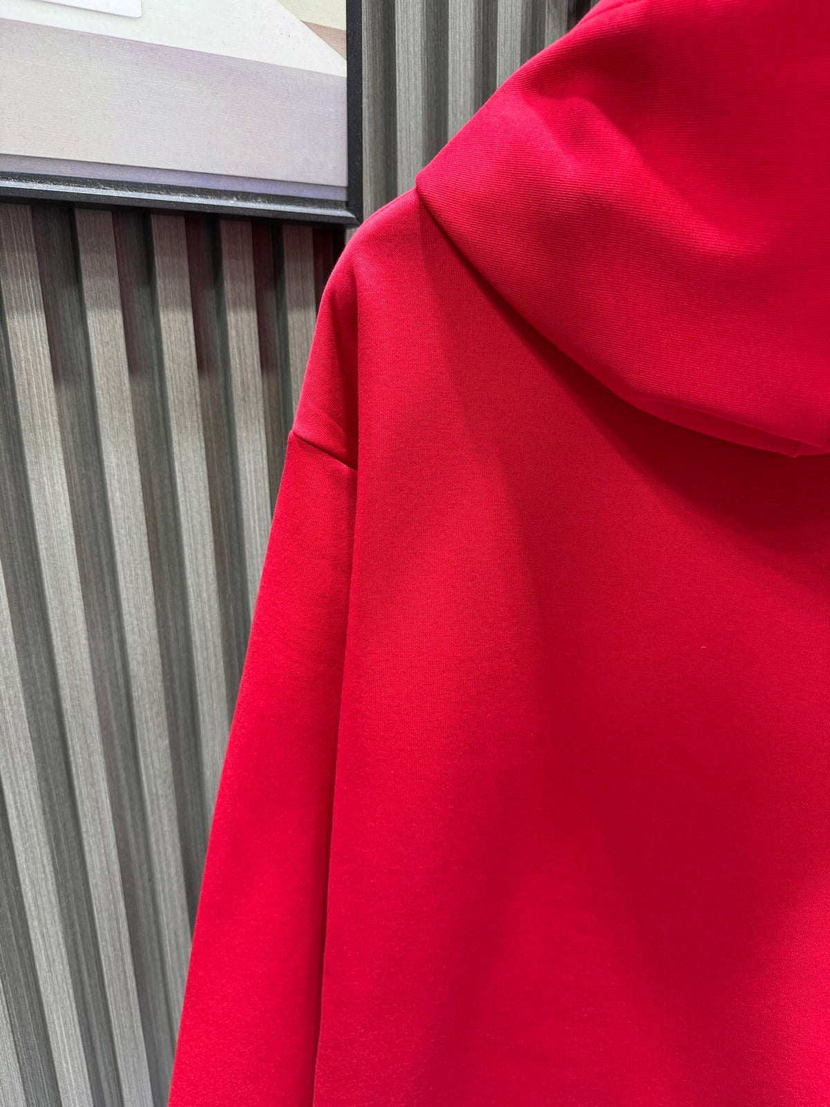 Classic Fit Hoodie-1020