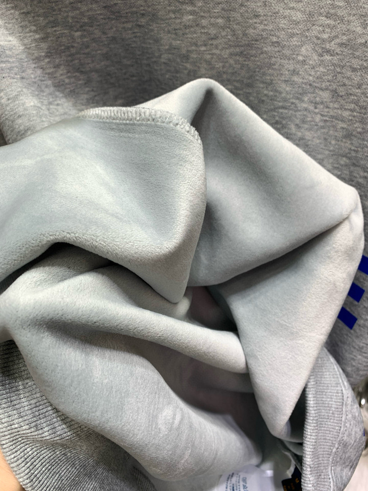 Classic Fit Hoodie-1027