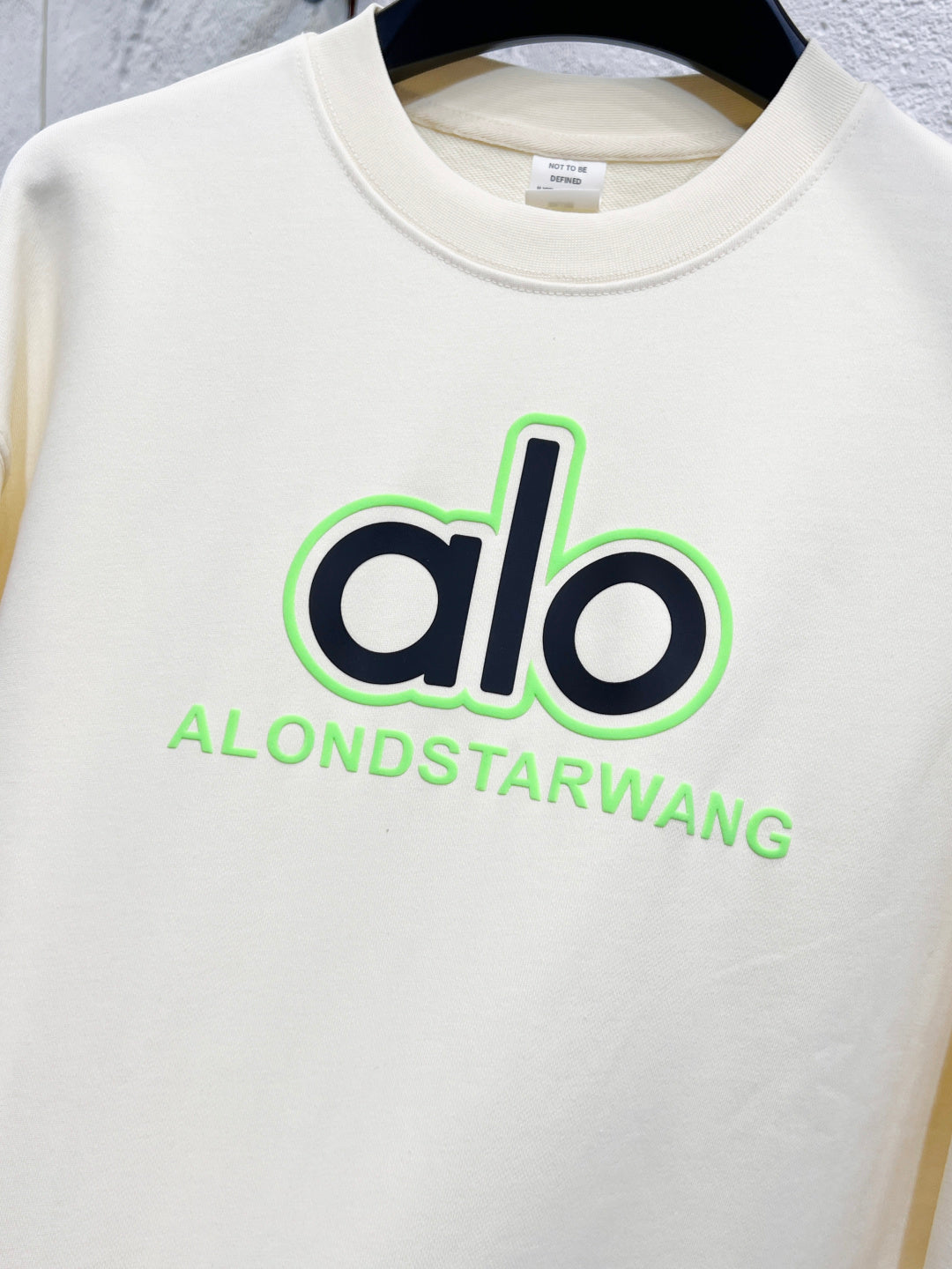 Classic Fit Hoodie-1029