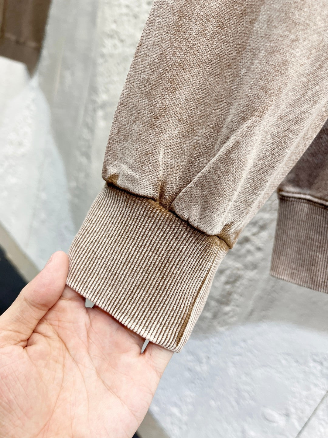 Classic Fit Hoodie-1036