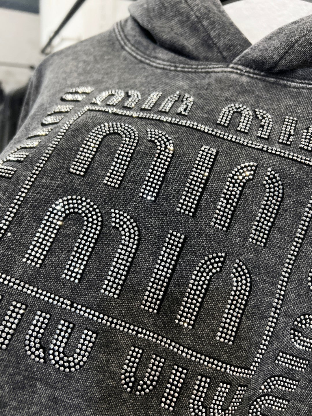 Classic Fit Hoodie-1038