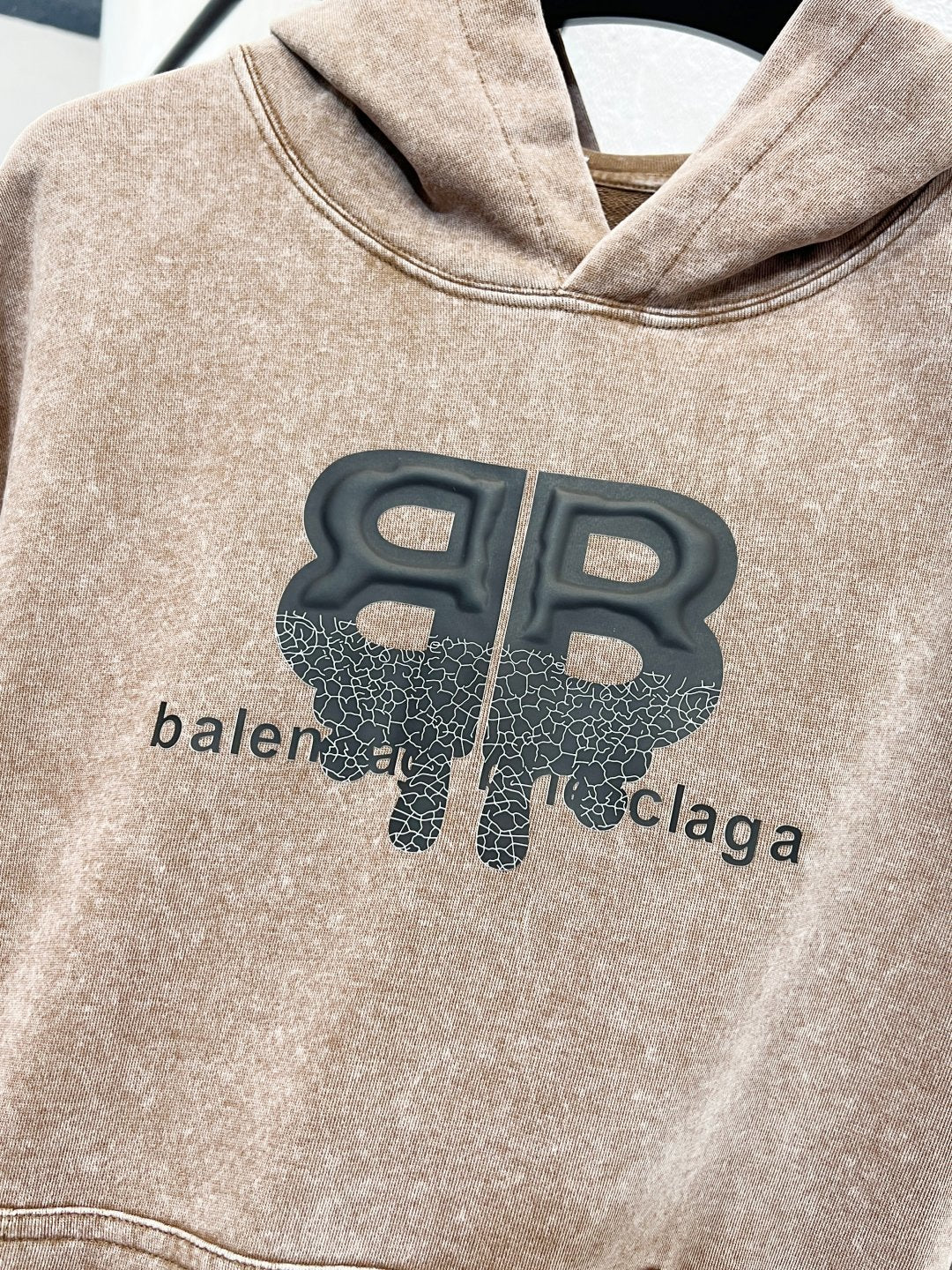 Classic Fit Hoodie-1039