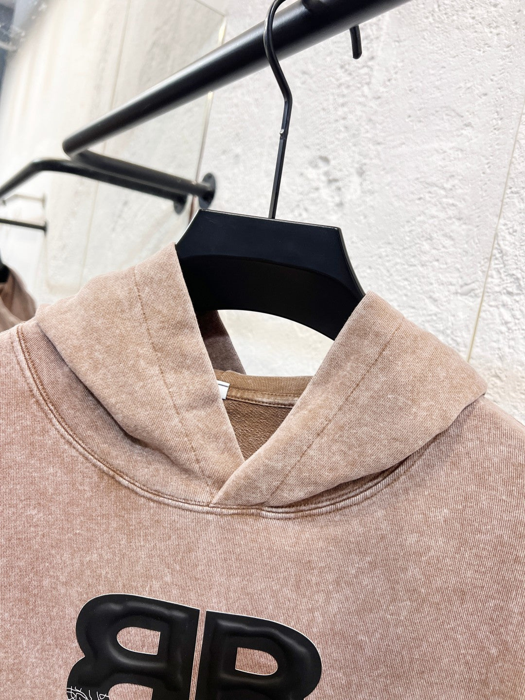 Classic Fit Hoodie-1039