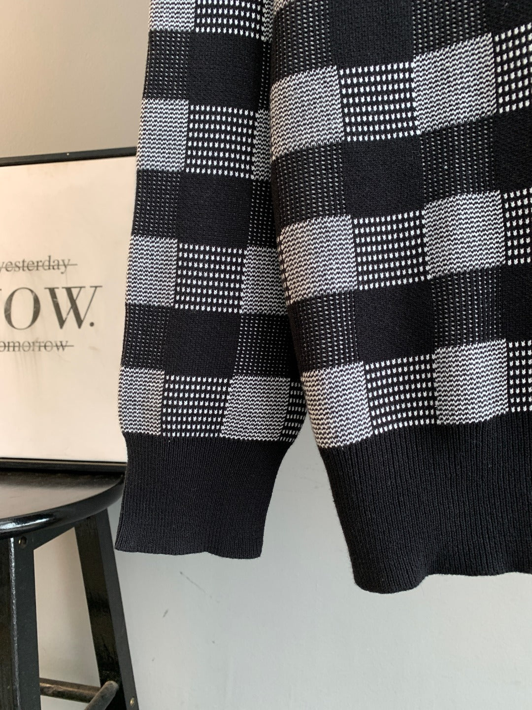 Classic Fit Hoodie-1042