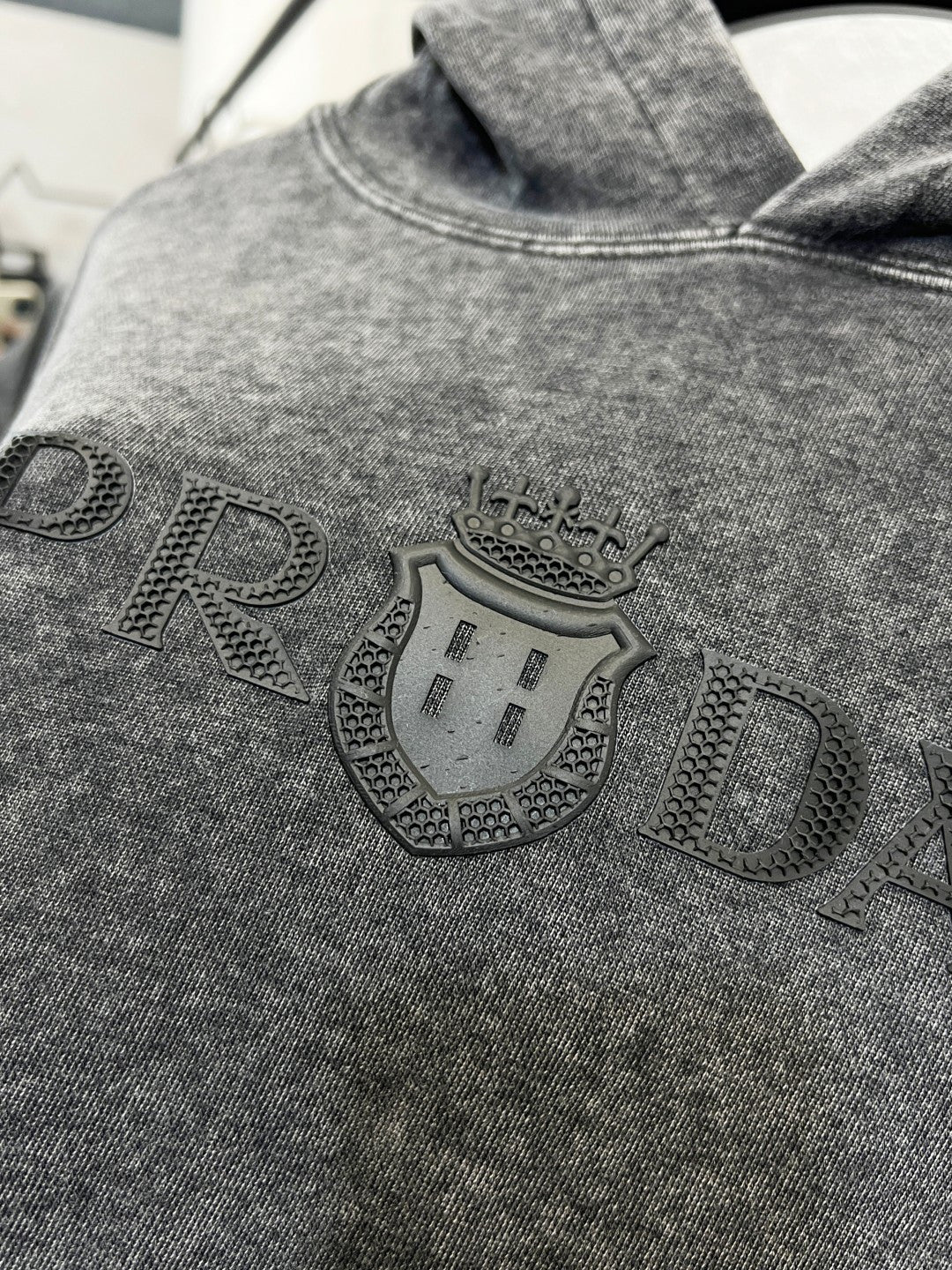 Classic Fit Hoodie-1046