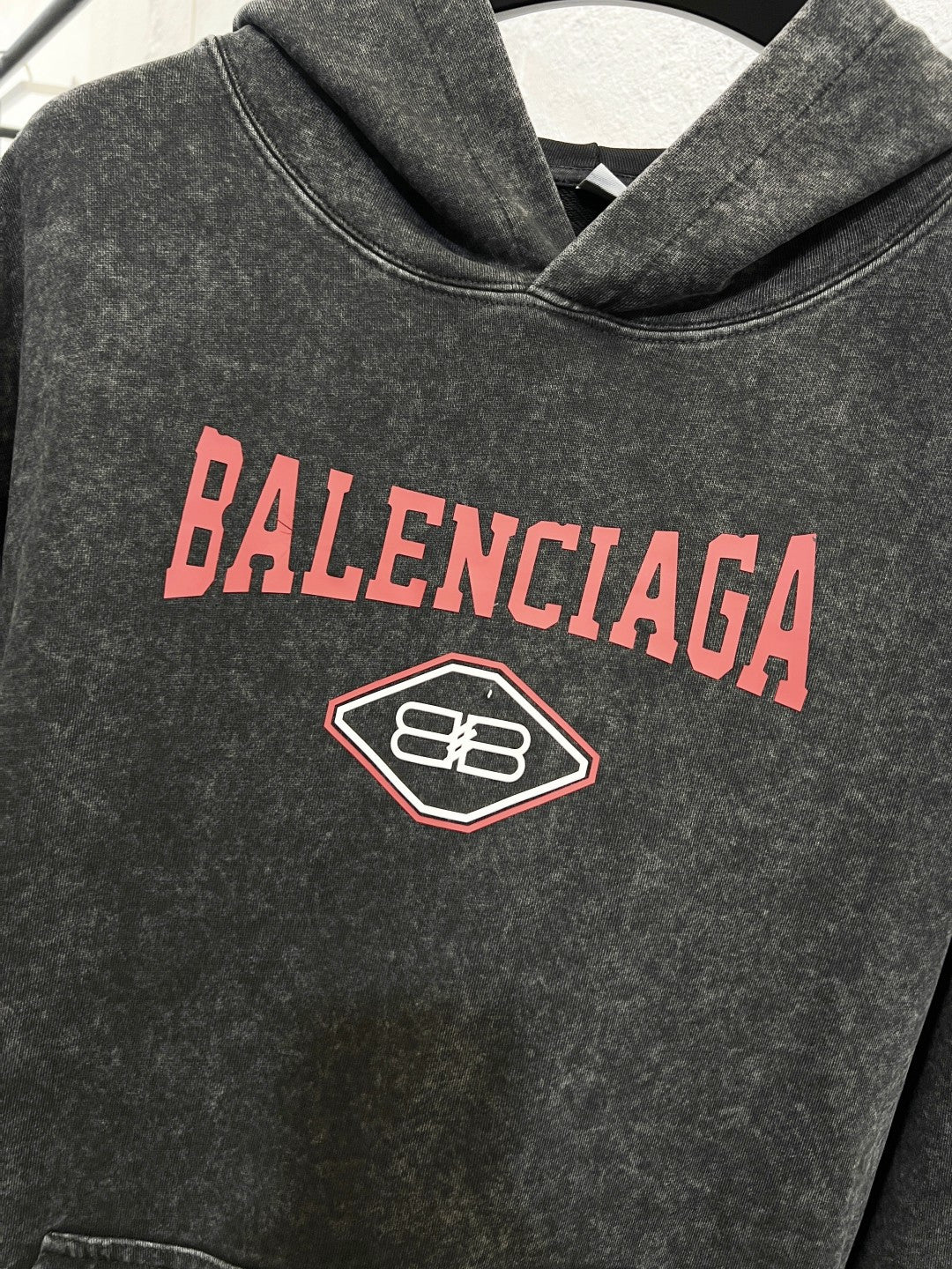 Classic Fit Hoodie-1054