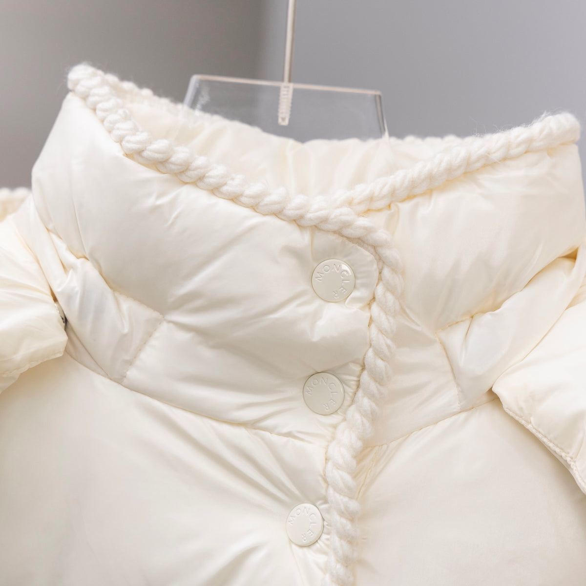 Ultra-Light Winter Puffer –111