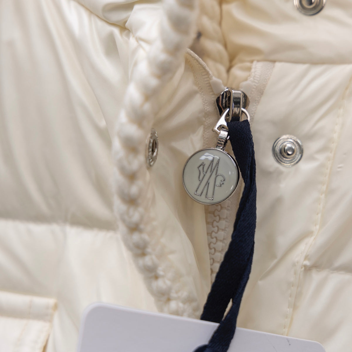 Ultra-Light Winter Puffer –111